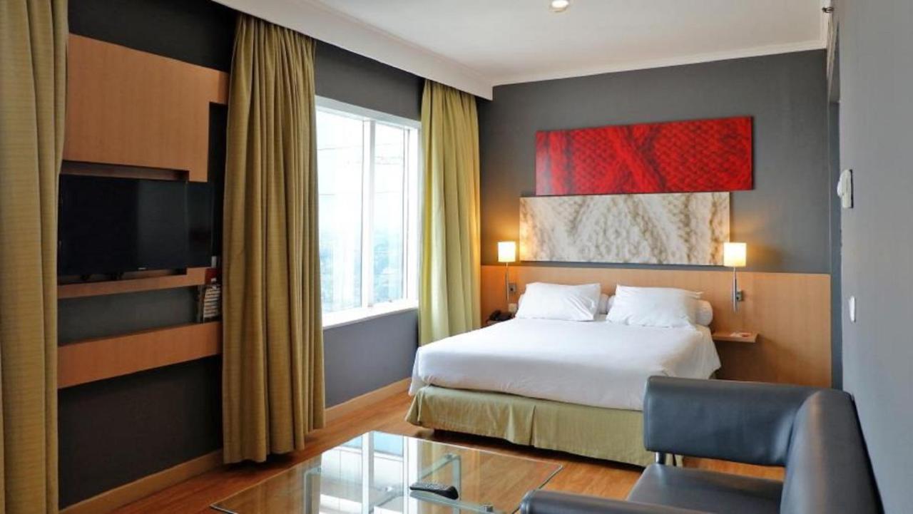 Hotel Kimaya Slipi Jakarta By Harris Exterior photo