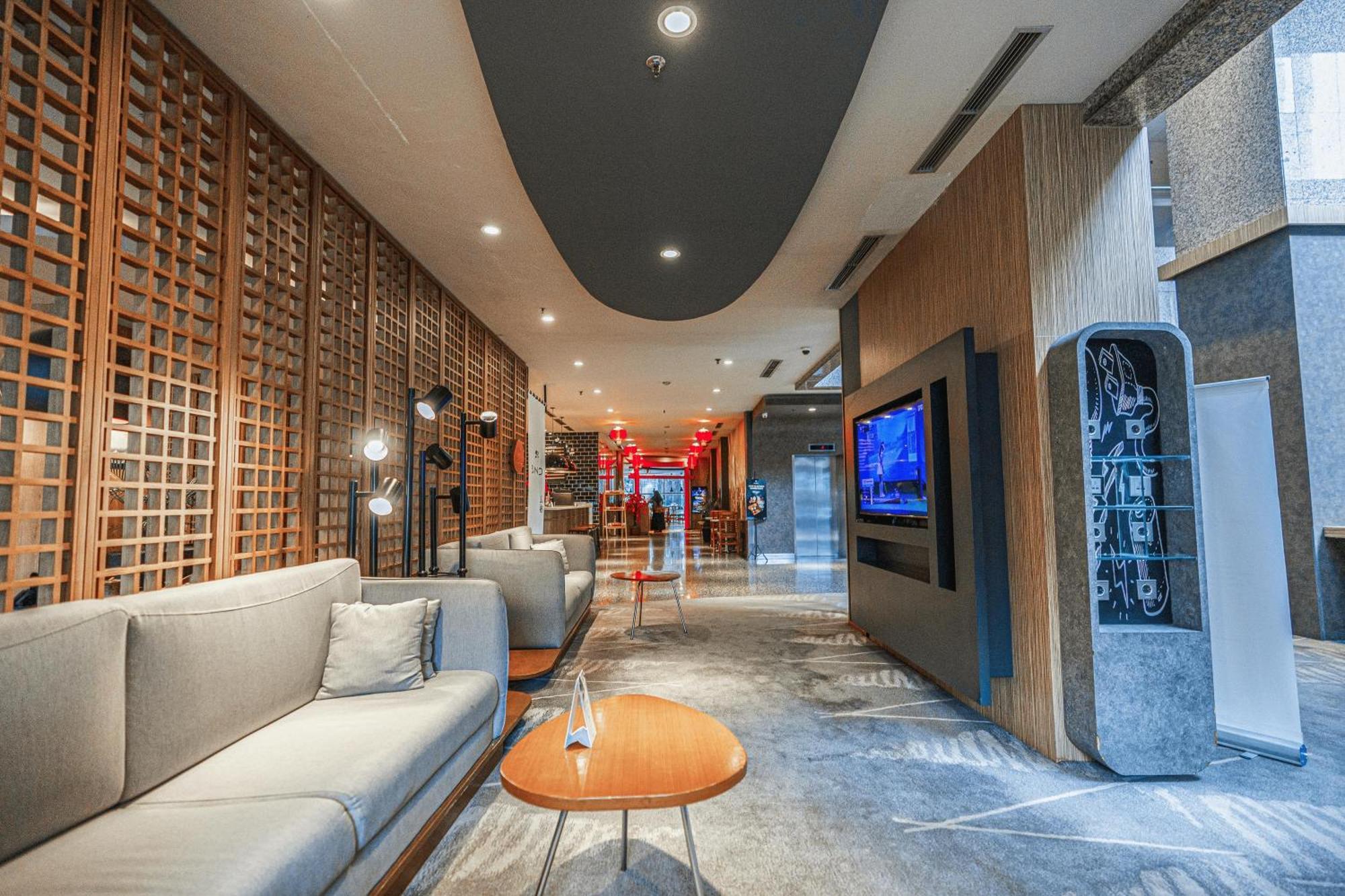 Hotel Kimaya Slipi Jakarta By Harris Exterior photo