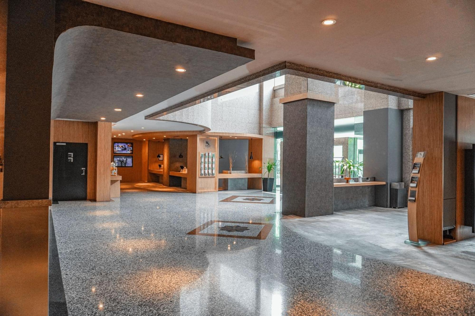 Hotel Kimaya Slipi Jakarta By Harris Exterior photo