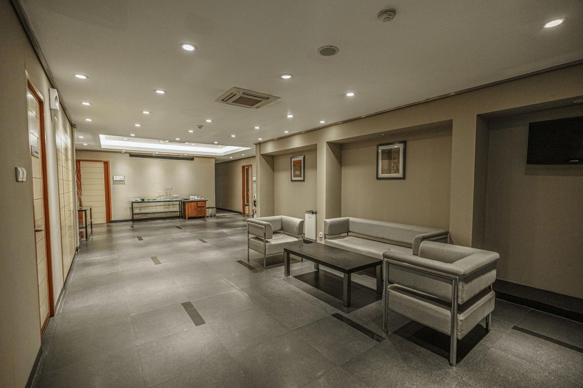 Hotel Kimaya Slipi Jakarta By Harris Exterior photo