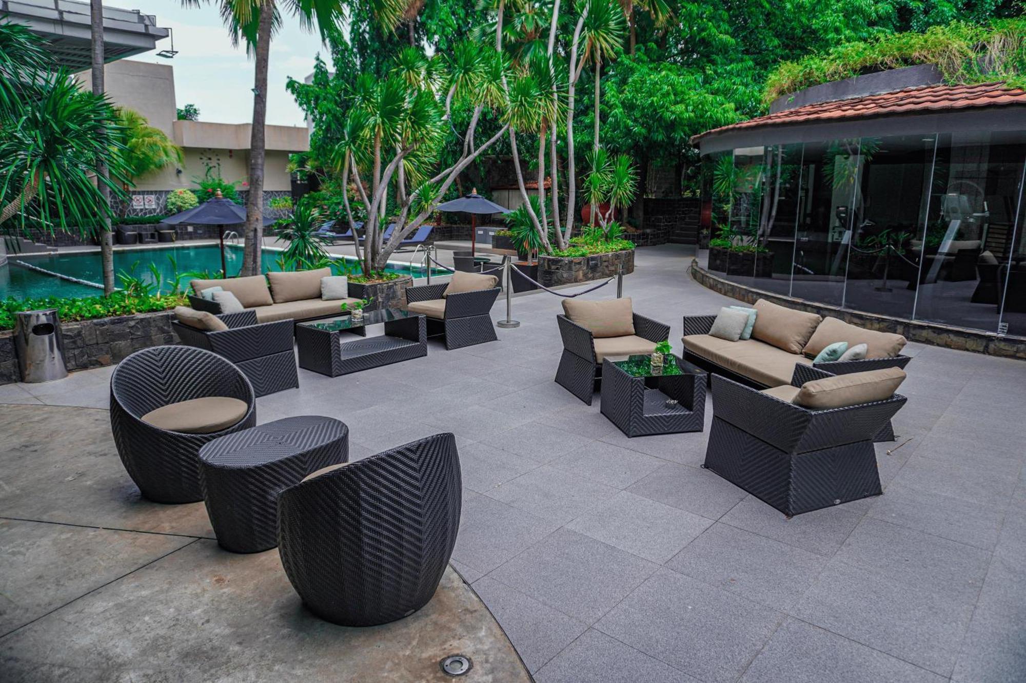 Hotel Kimaya Slipi Jakarta By Harris Exterior photo