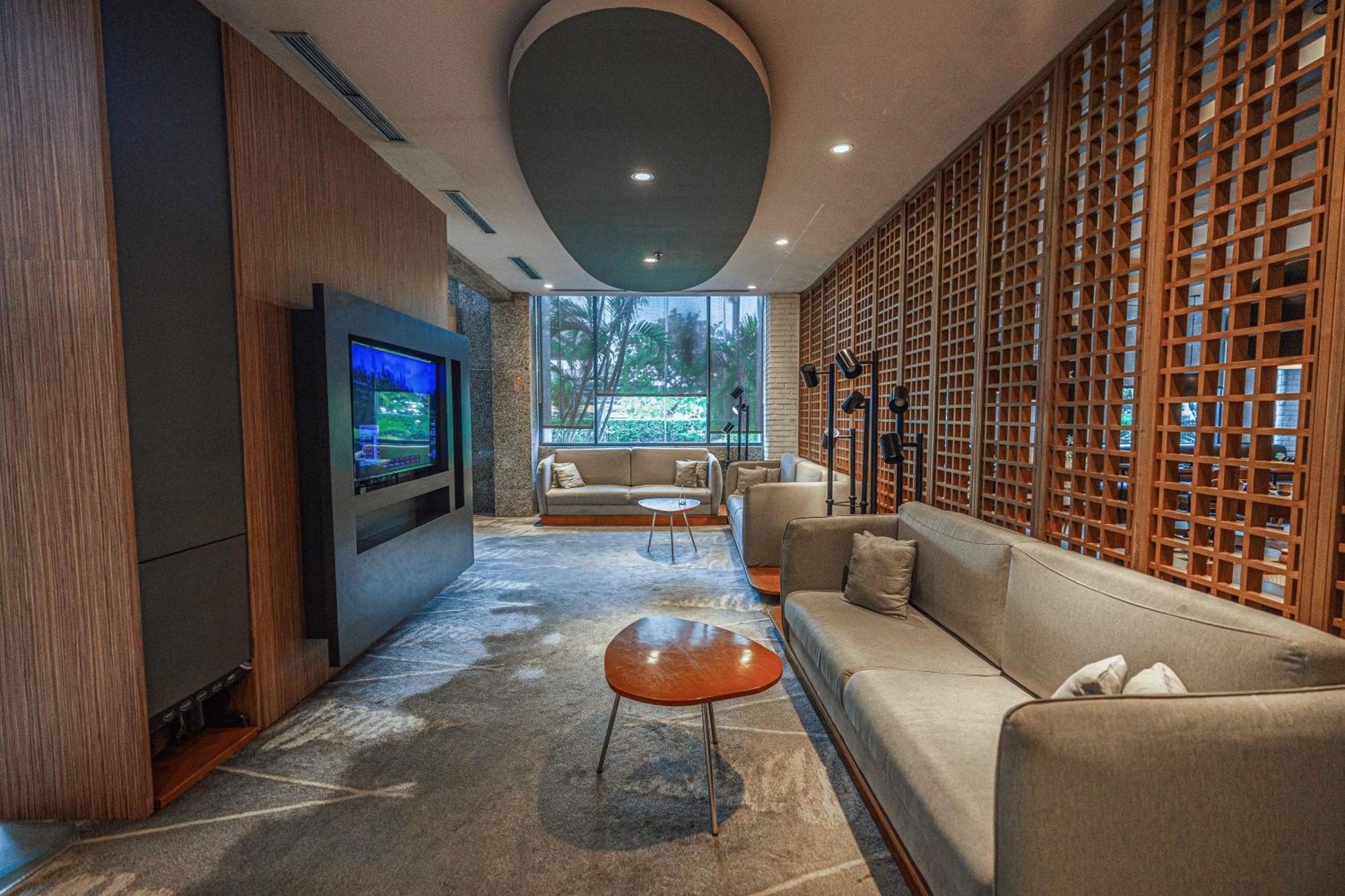 Hotel Kimaya Slipi Jakarta By Harris Exterior photo