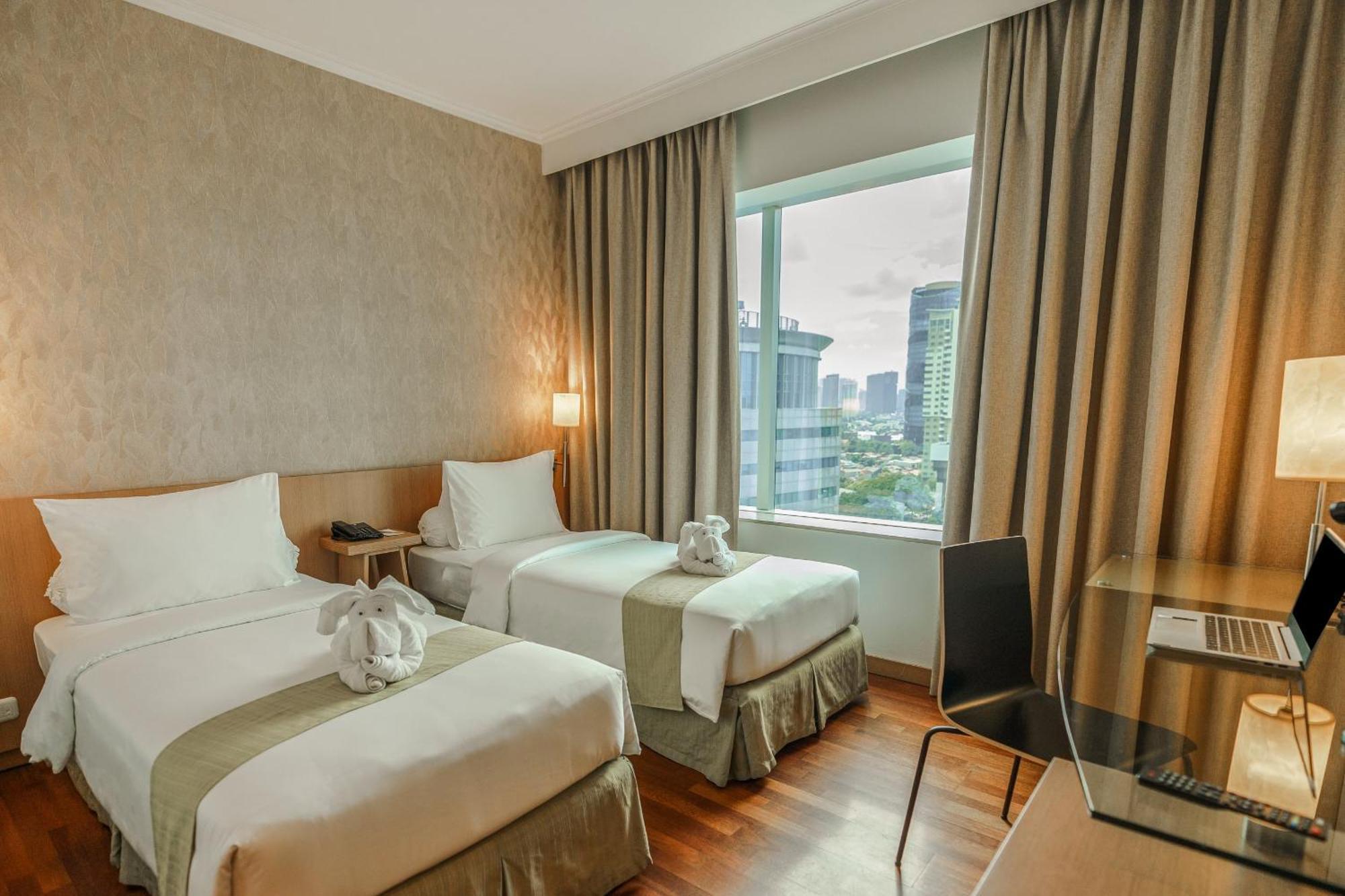 Hotel Kimaya Slipi Jakarta By Harris Exterior photo